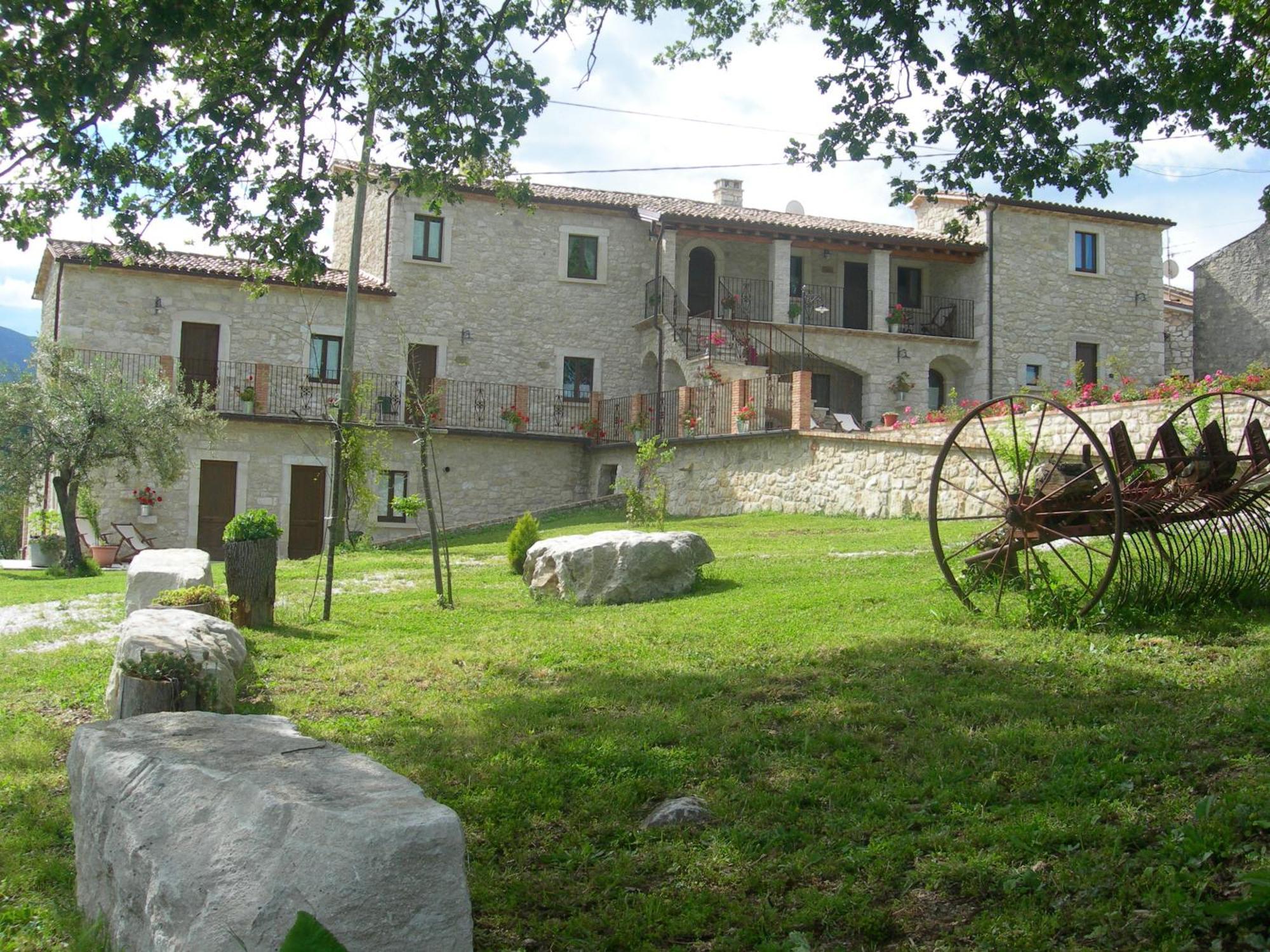 Willa Agriturismo Borgo San Martino Abbateggio Zewnętrze zdjęcie